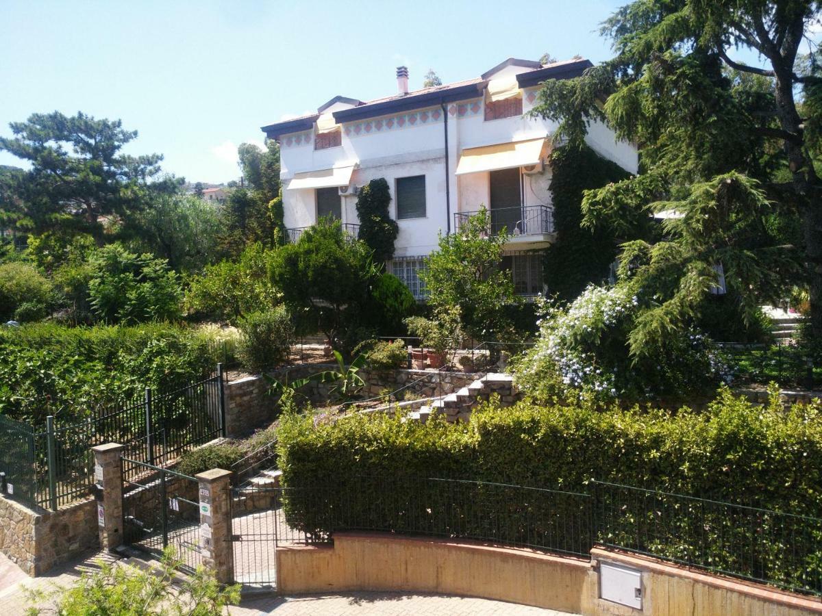 Ca De Rossana Bed&Breakfast ซานเรโม ภายนอก รูปภาพ